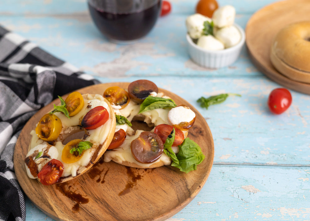 gluten fre caprese pizza bagel 